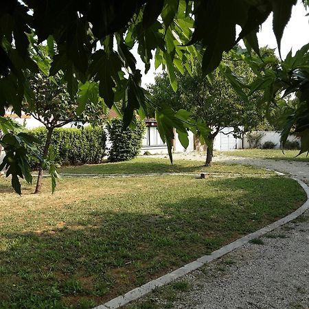 Les Annexes Villa Verdun-sur-le-Doubs Exteriör bild