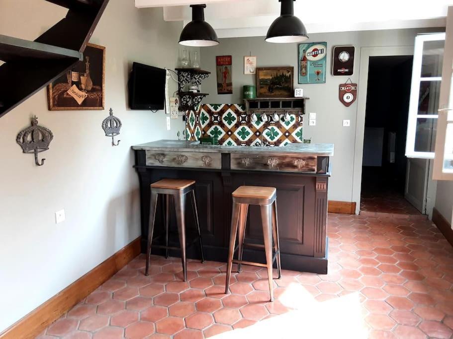 Les Annexes Villa Verdun-sur-le-Doubs Exteriör bild