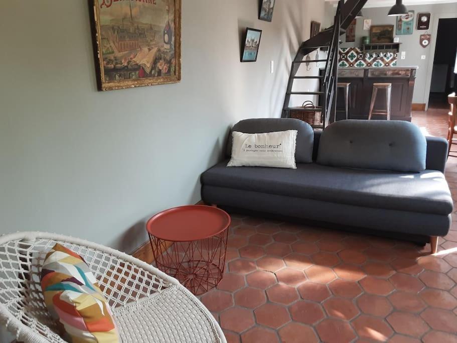 Les Annexes Villa Verdun-sur-le-Doubs Exteriör bild
