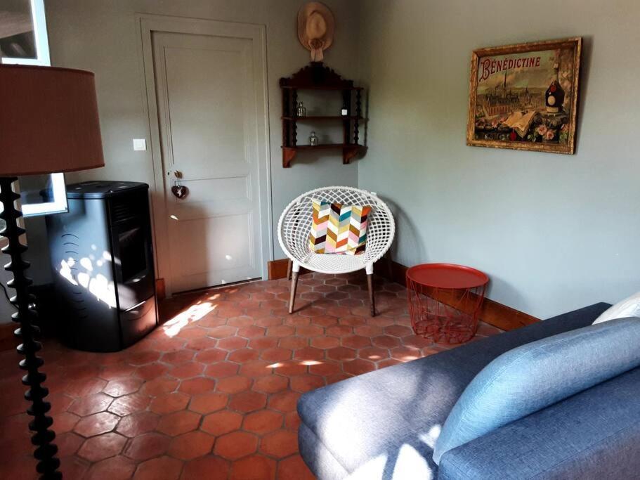 Les Annexes Villa Verdun-sur-le-Doubs Exteriör bild