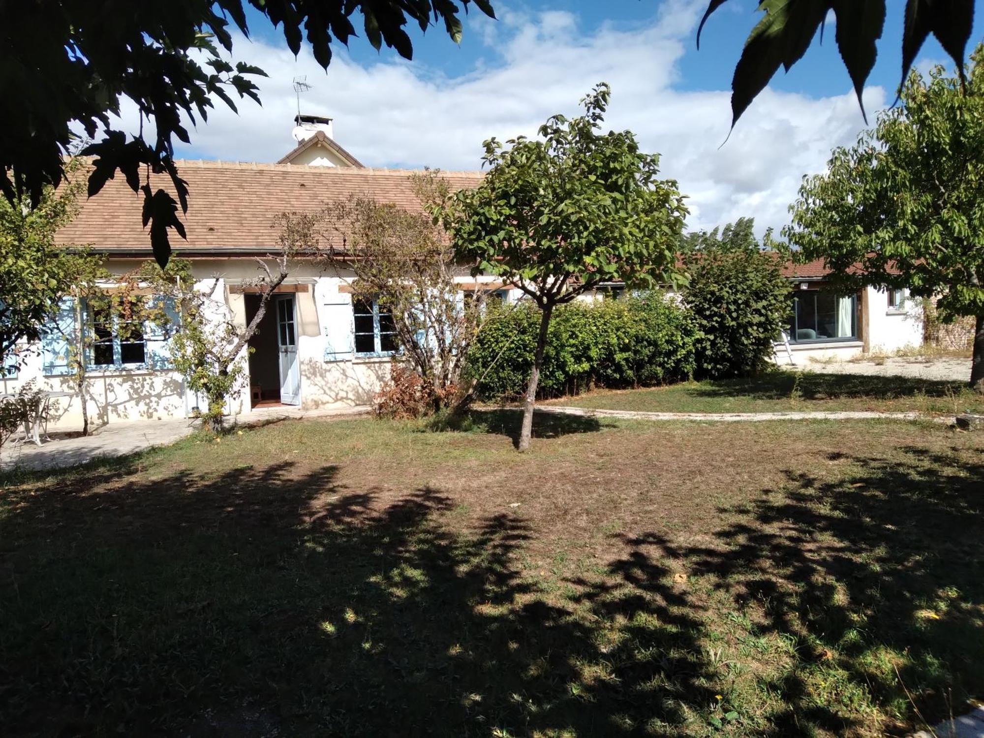 Les Annexes Villa Verdun-sur-le-Doubs Exteriör bild